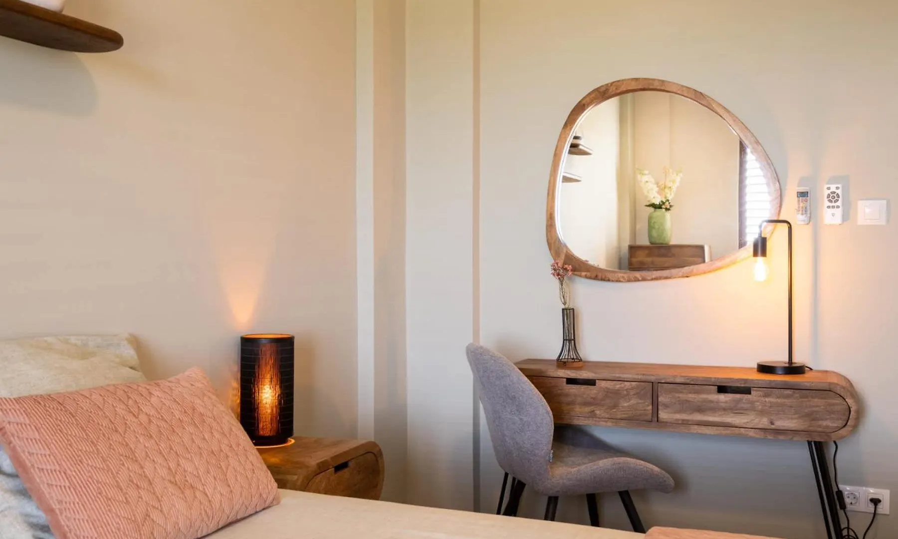 Belnem Breeze Rileks With Views Towards The Sea And Sunset Apartment Kralendijk